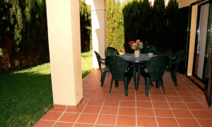 Estupenda casa con jardín en urbanización privada en Zahara de los Atunes Zahara de los Atunes