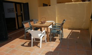 Estupendo apartamento con dos dormitorios y jardín propio en Zahara de los Atunes Zahara de los Atunes